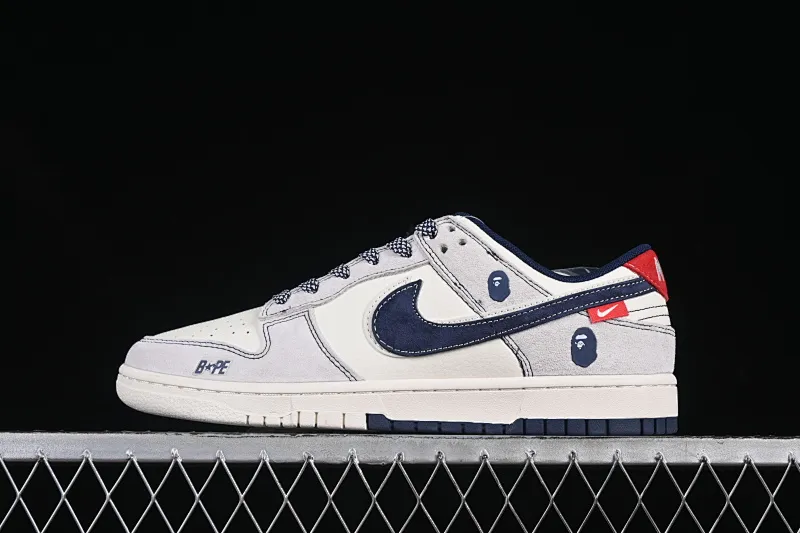 All categories Nk SB Dunk Series Nk SB Dunk Low High-end customized low-top sneakers Nike SB Dunk Low Bape joint pig eight blue and white double hook Anniversary high-end customized low-top casual sneakers SJ2558-018